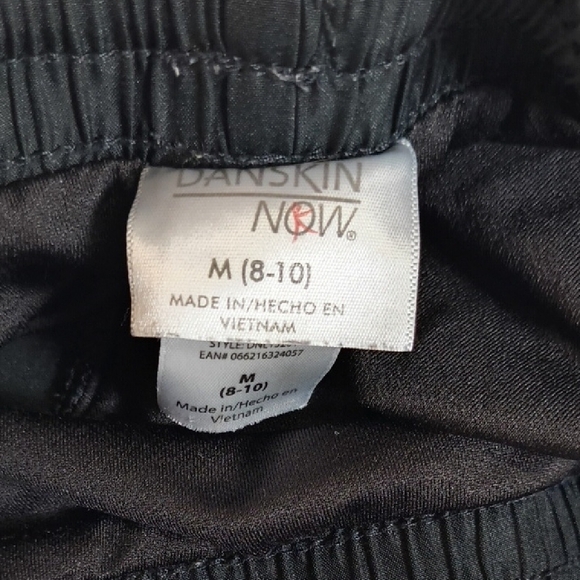 Danskin Women's Black Women's Shorts With Liner , Size M - Picture 7 of 9